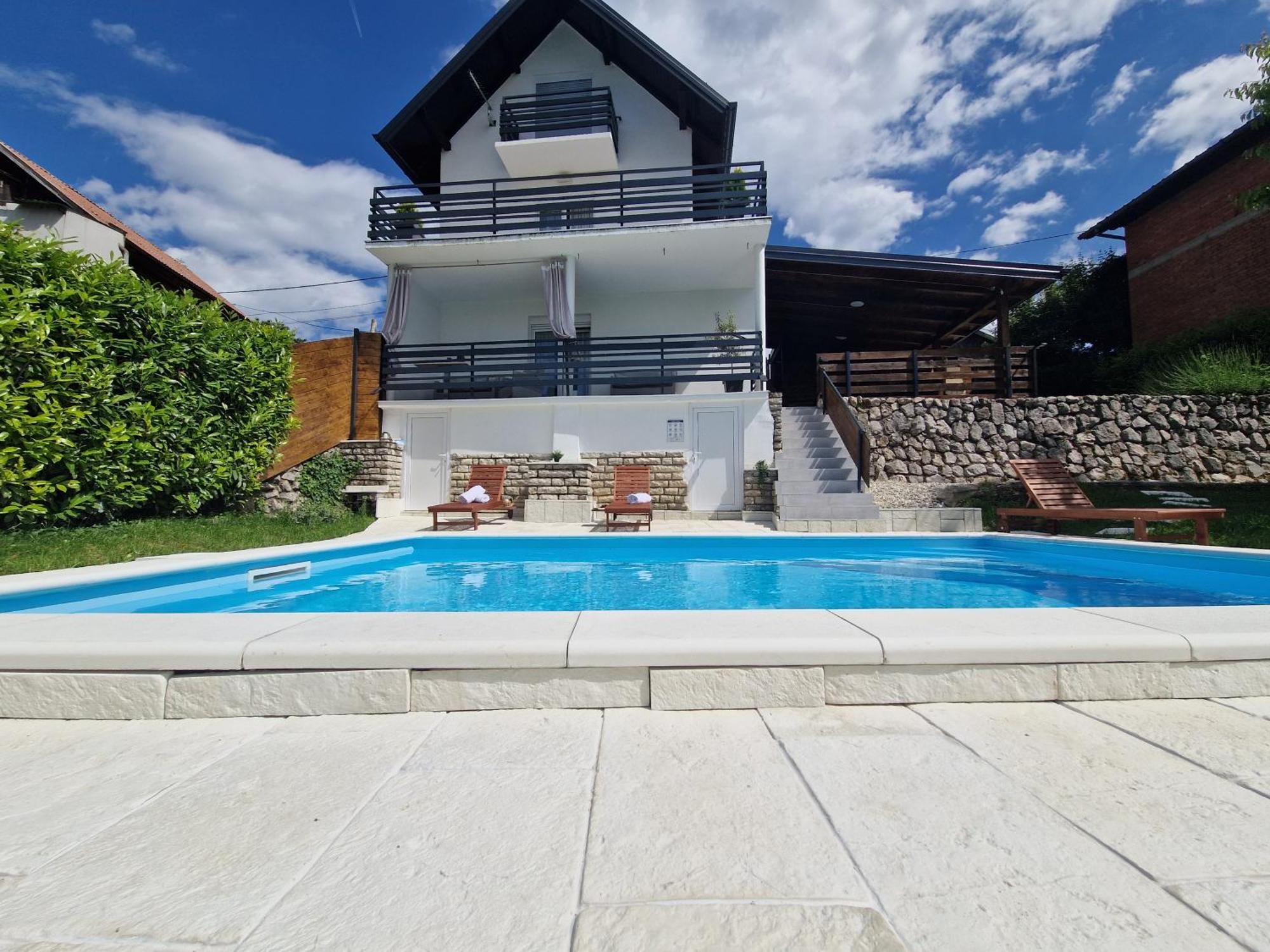 Otto - Private Pool & Garden Zagreb